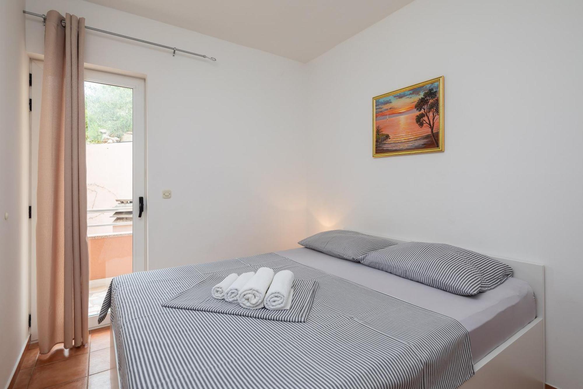 Adriatic Blue Apartments Lokva Rogoznica Esterno foto