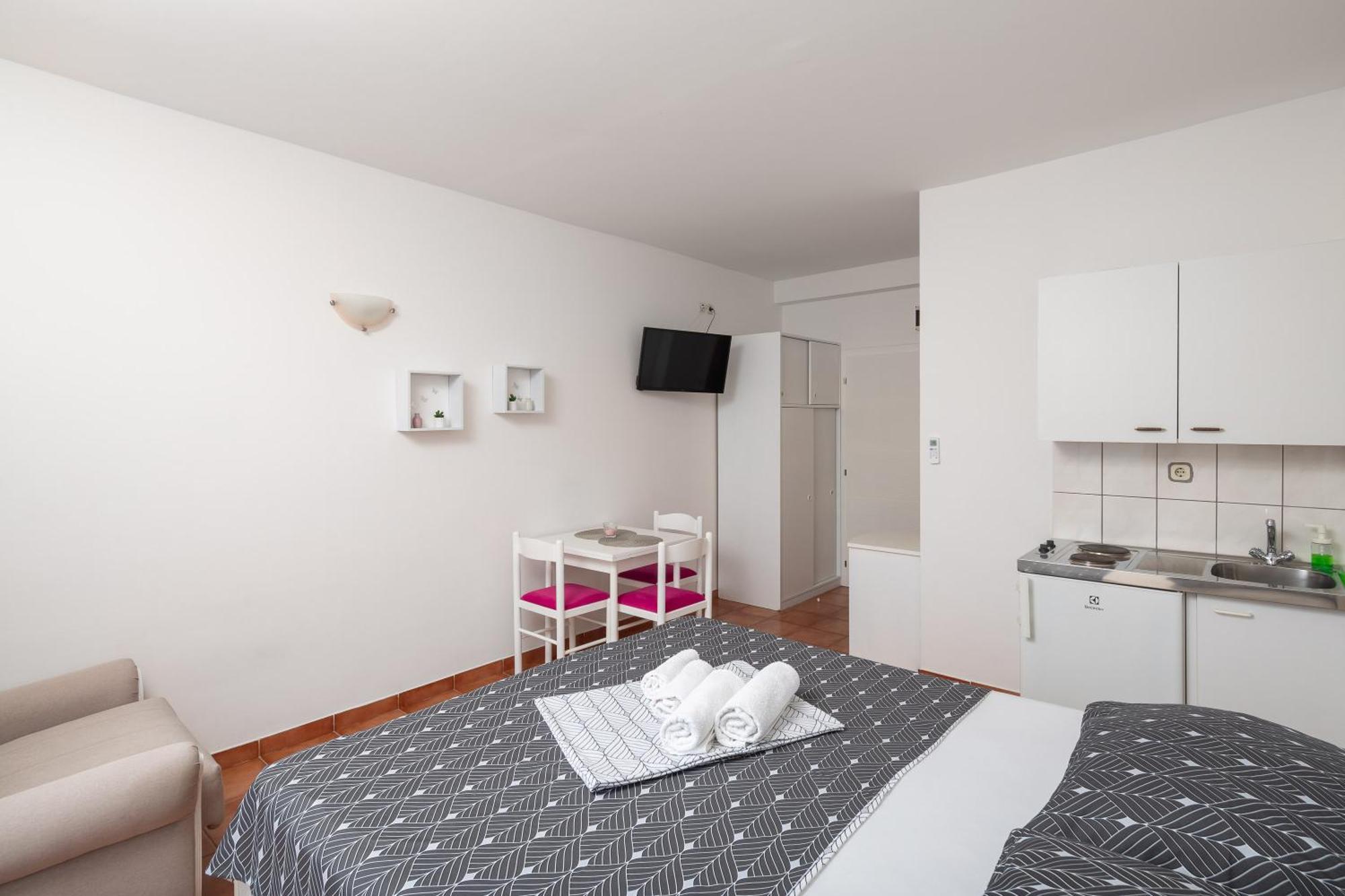 Adriatic Blue Apartments Lokva Rogoznica Esterno foto